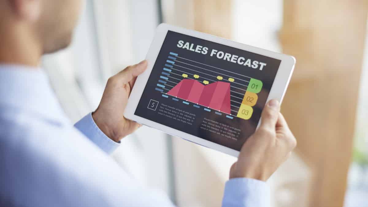 sales forecasting with machine learning